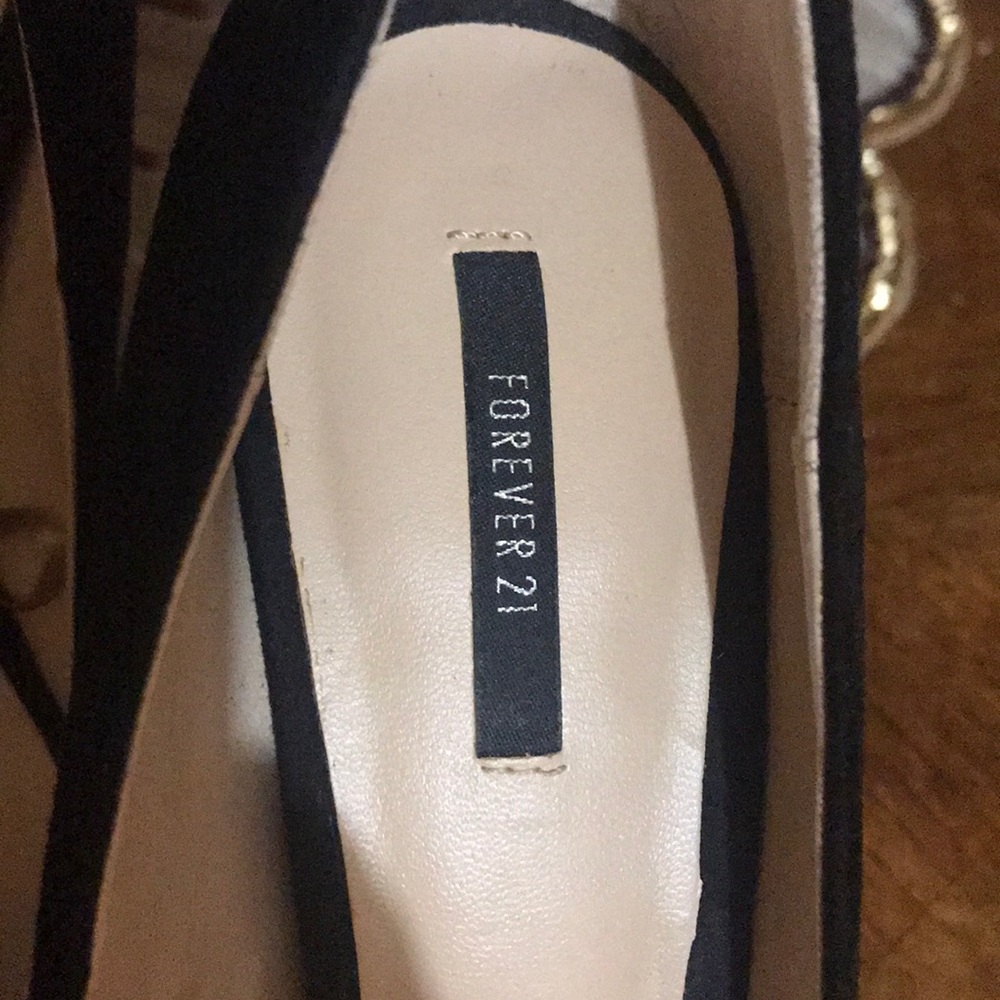 Shoes - Picture 3 of 5